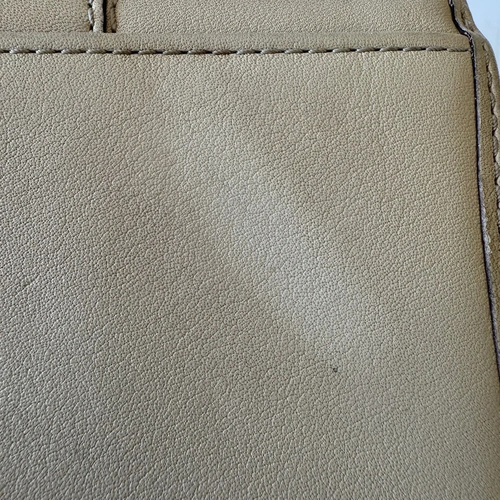 Coach vtg leatherware